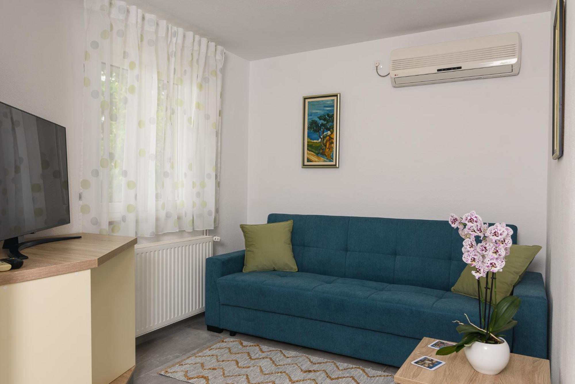 Apartman Karic 特罗吉尔 外观 照片